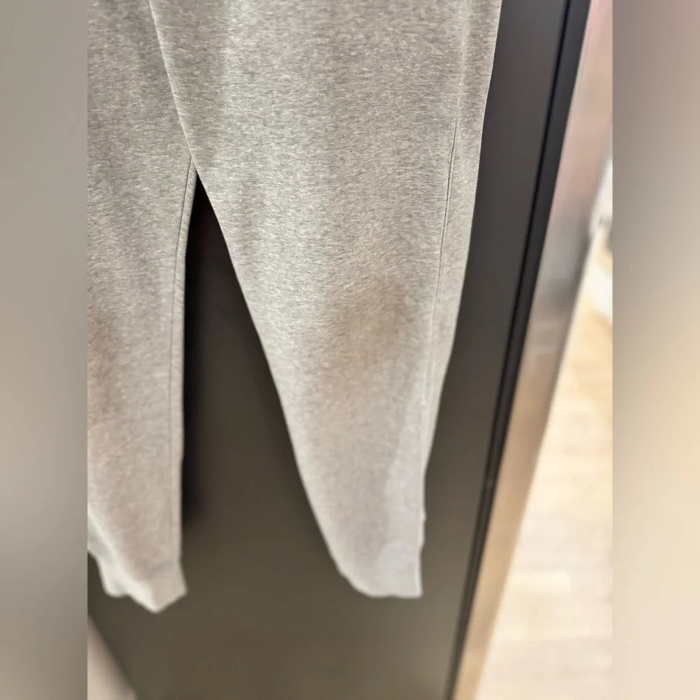 Nike Men's Light Gray Joggers